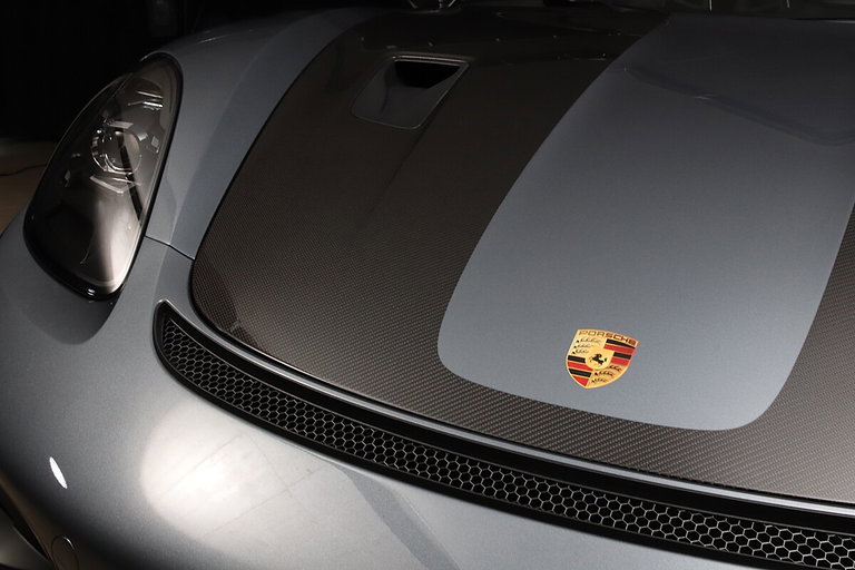 Porsche 718 Spyder RS