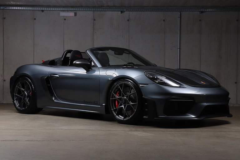 Porsche 718 Spyder RS