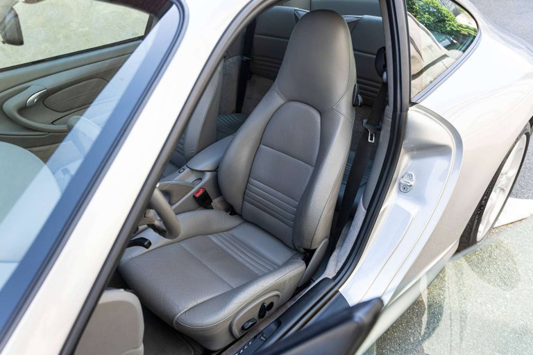 Porsche 996.2 Carrera 4S