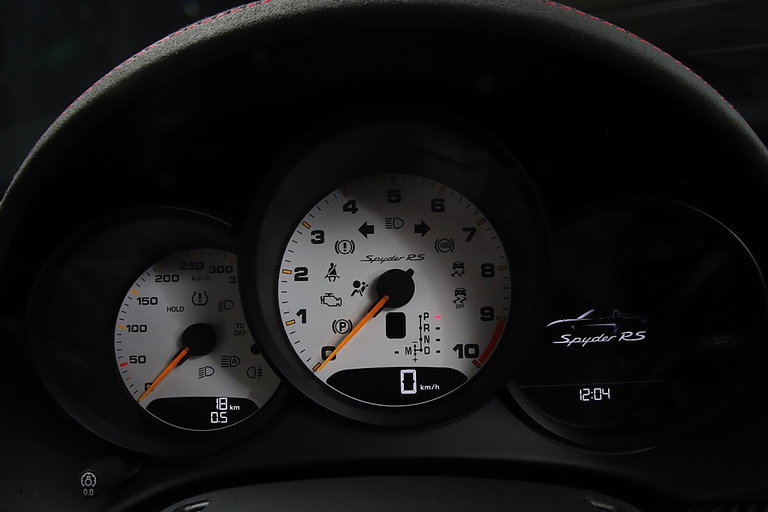 Porsche 718 Spyder RS