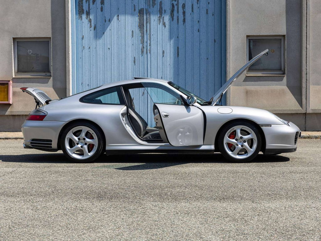 Porsche 996.2 Carrera 4S