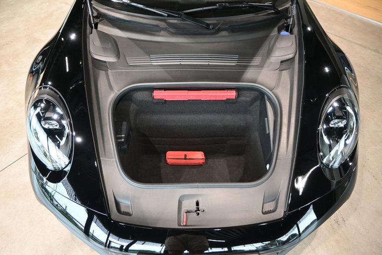 Porsche 992.2 Carrera GTS