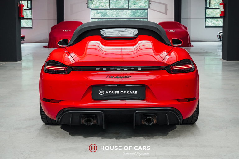 Porsche 718 Spyder