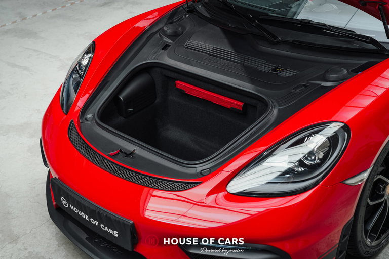 Porsche 718 Spyder