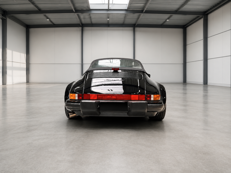 Porsche 911 Carrera 3.2 Speedster (US)