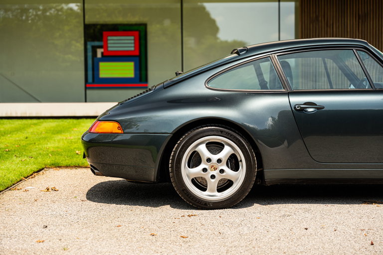 Porsche 993 Carrera