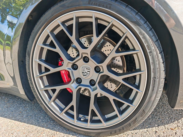 Porsche 992 Carrera 4S