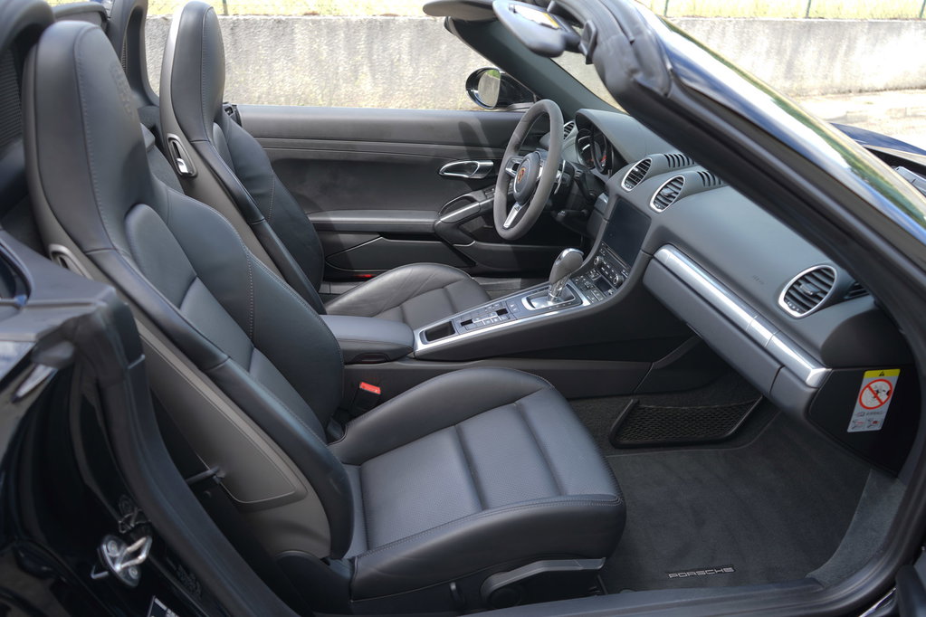 Porsche 718 Boxster S