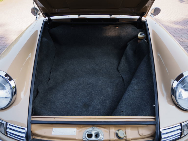Porsche 912