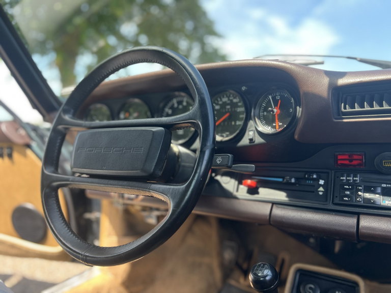 Porsche 911 SC