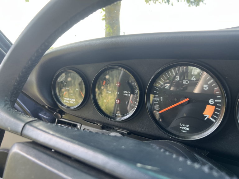 Porsche 911 Carrera 3.2 (US)