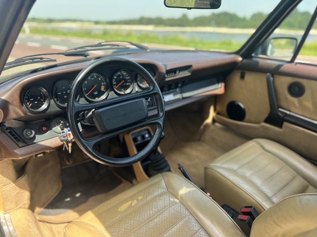 Porsche 911 SC