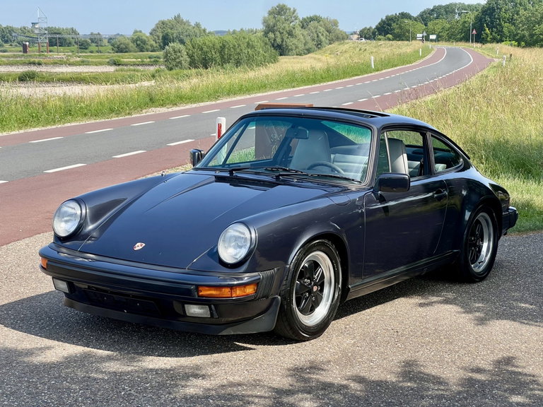 Porsche 911 Carrera 3.2 (US)
