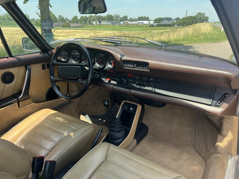 Porsche 911 SC
