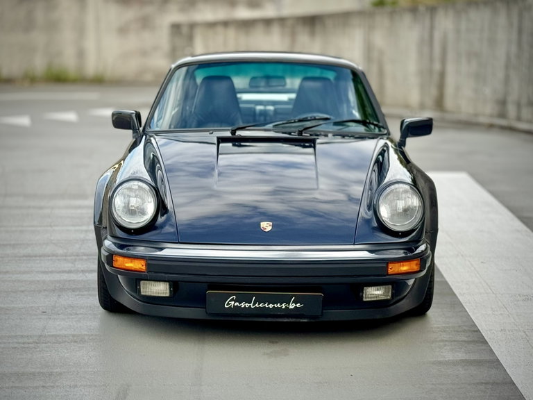 Porsche 911 Turbo 3.3