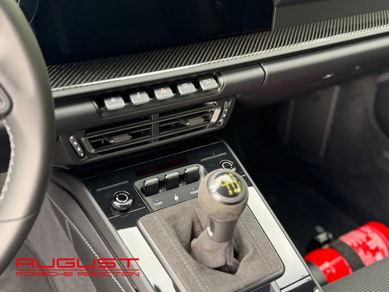 Porsche 992 GT3 Touring