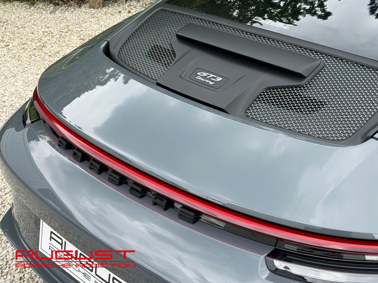 Porsche 992 GT3 Touring