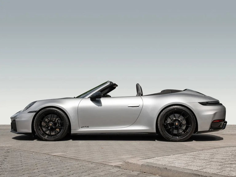 Porsche 992.2 Carrera 4 GTS