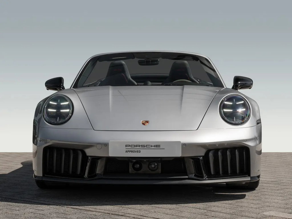 Porsche 992.2 Carrera 4 GTS
