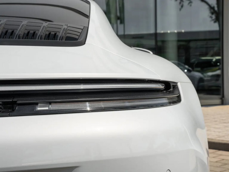 Porsche 992.2 Carrera GTS
