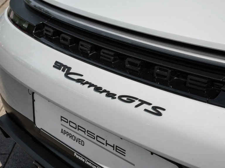 Porsche 992.2 Carrera GTS