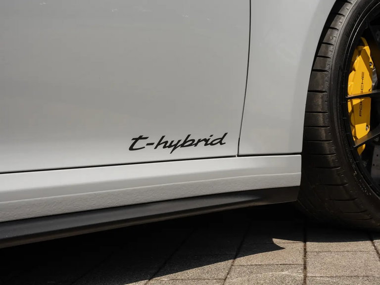 Porsche 992.2 Carrera GTS