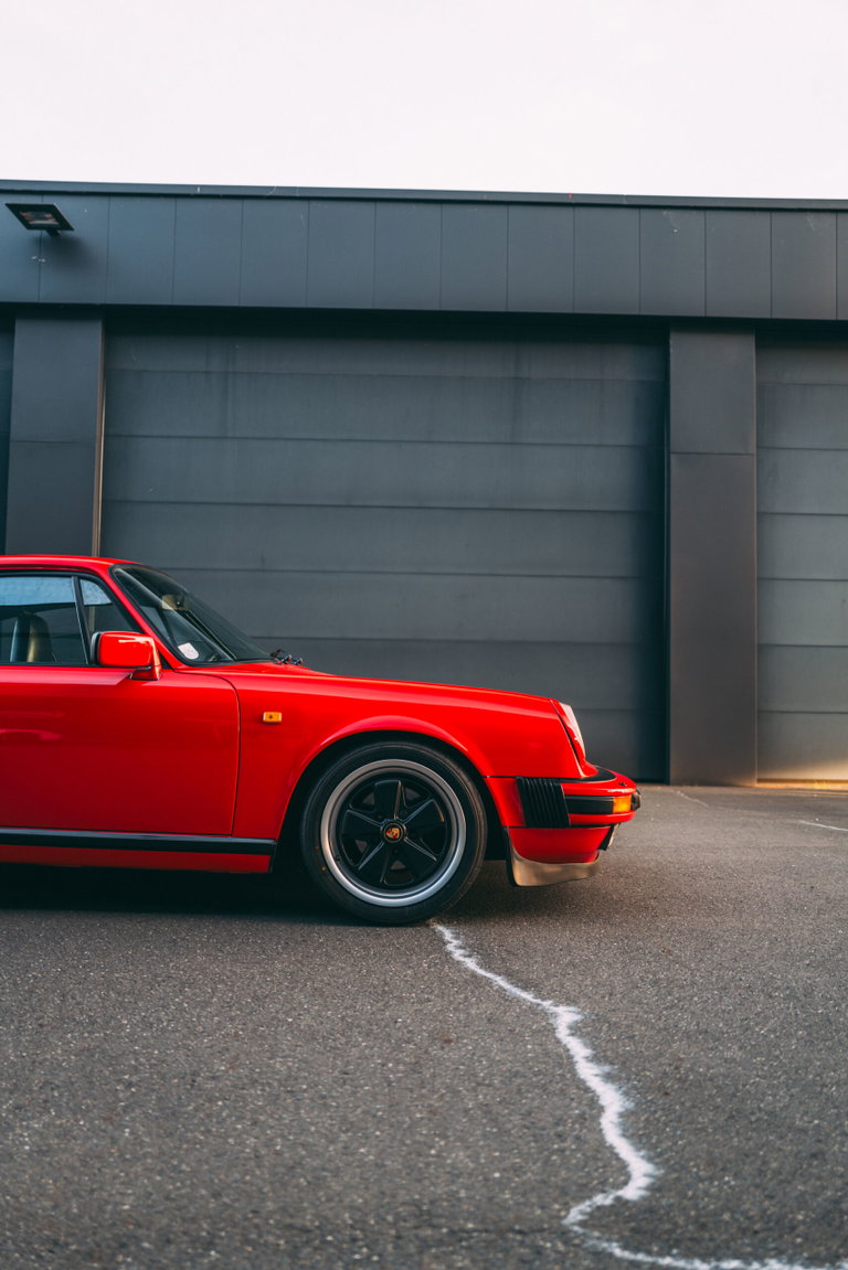 Porsche 911 Carrera 3.2