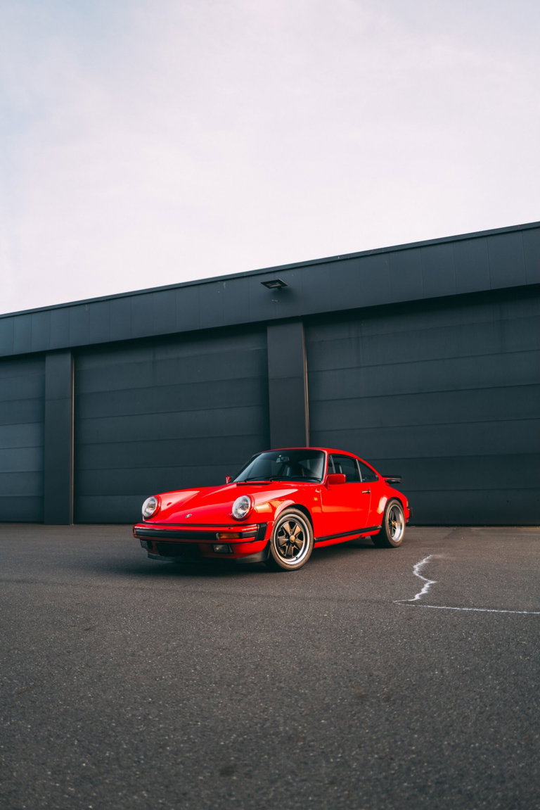 Porsche 911 Carrera 3.2