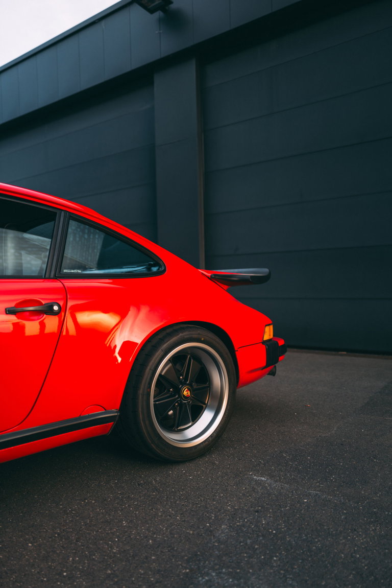 Porsche 911 Carrera 3.2