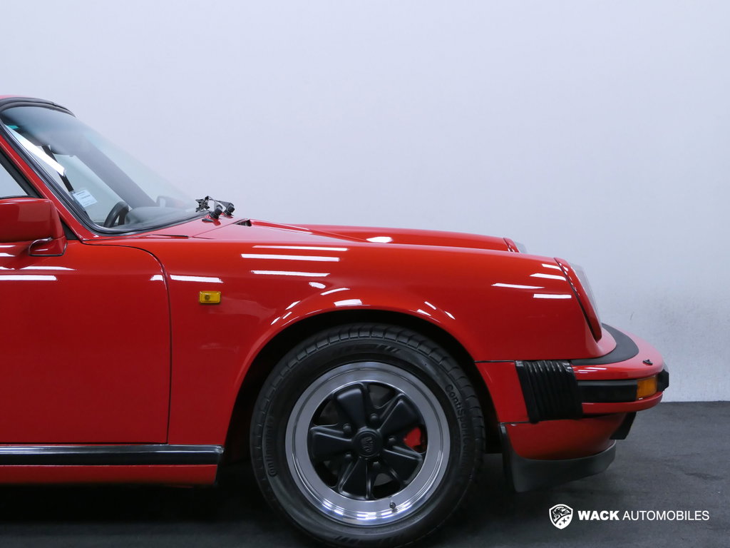 Porsche 911 Carrera 3.2