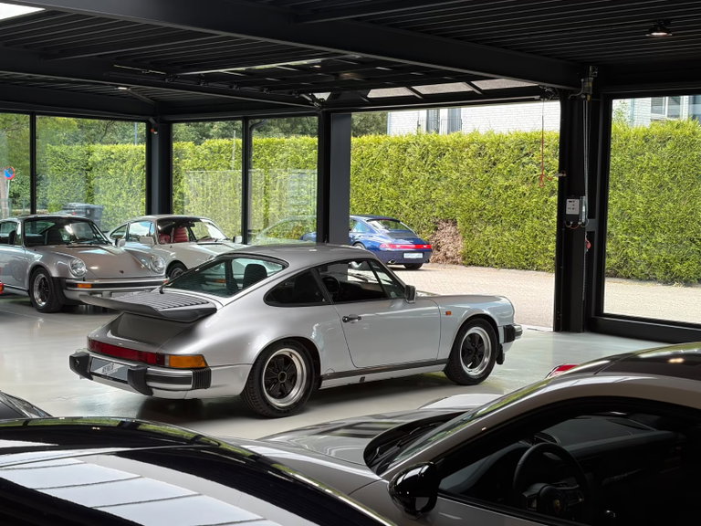 Porsche 911 Carrera 3.2