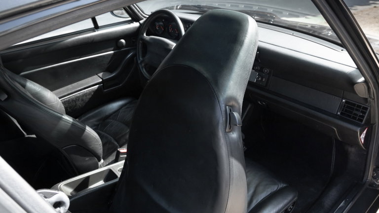 Porsche 993 Carrera 4S