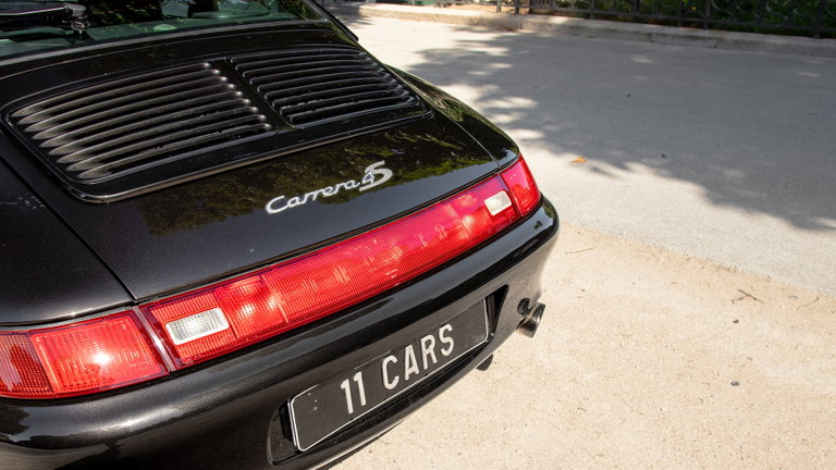 Porsche 993 Carrera 4S