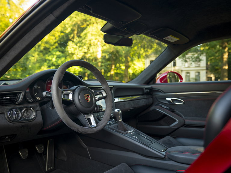Porsche 991.2 Carrera GTS