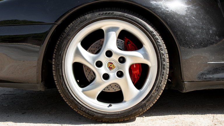 Porsche 993 Carrera 4S