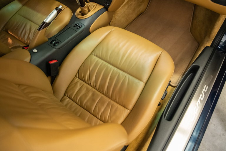 Porsche 996 Carrera