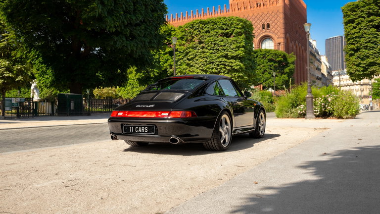 Porsche 993 Carrera 4S