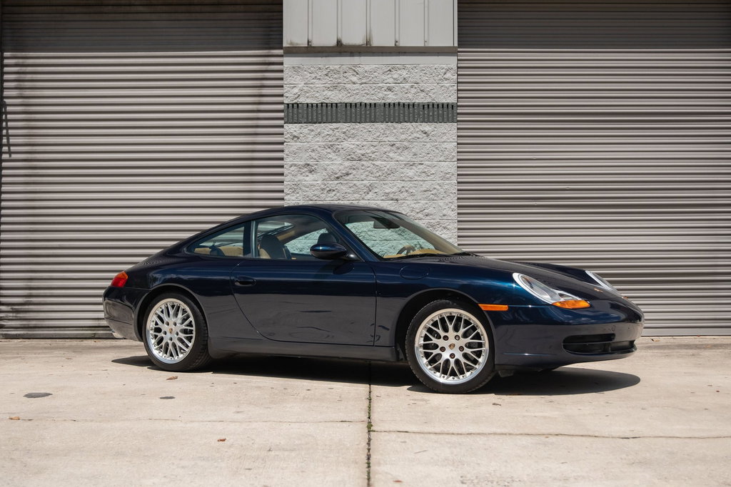 Porsche 996 Carrera