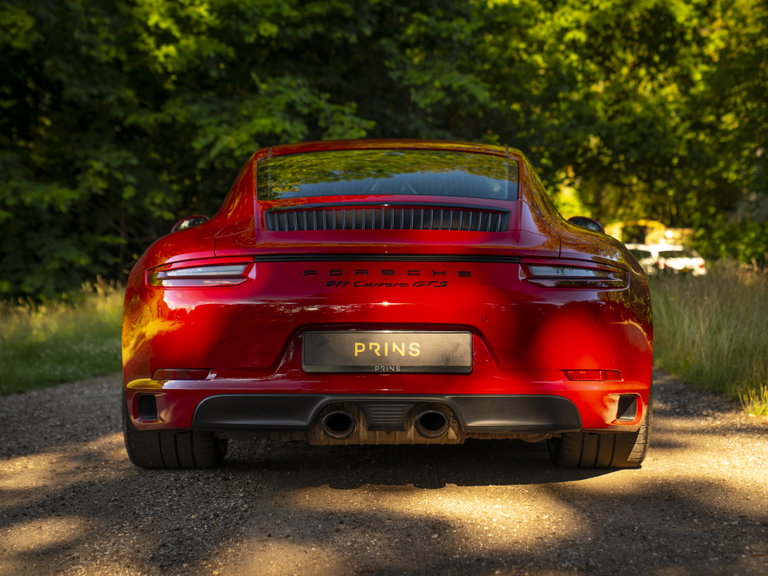 Porsche 991.2 Carrera GTS