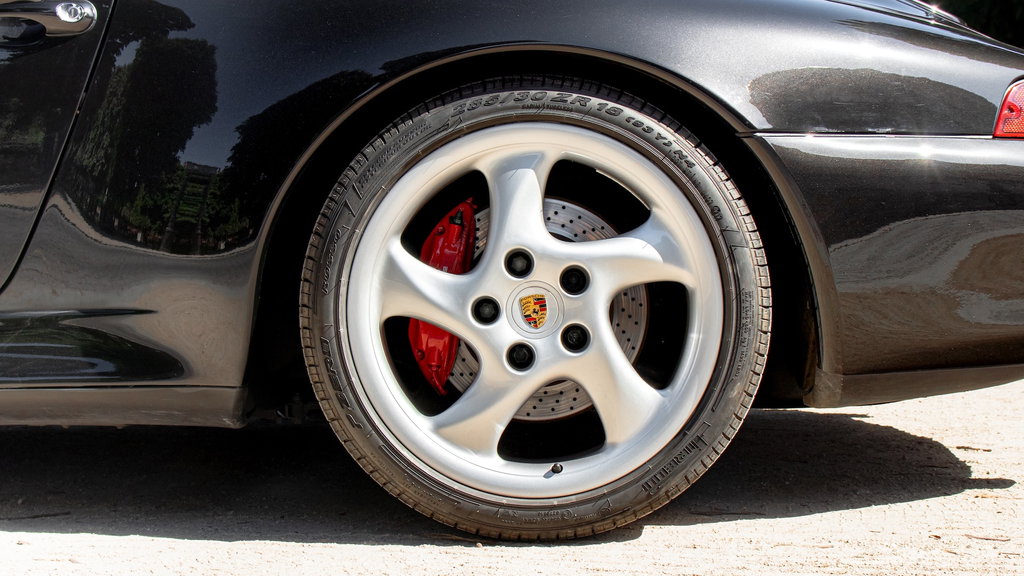 Porsche 993 Carrera 4S