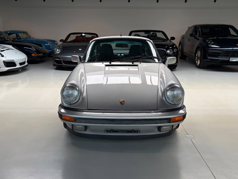 Porsche 911 Carrera 3.2