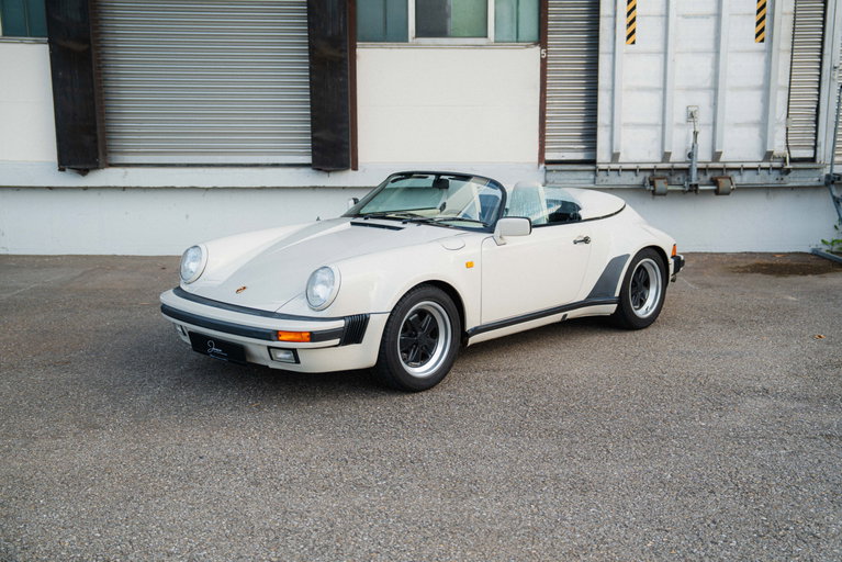 Porsche 911 Carrera 3.2 Speedster