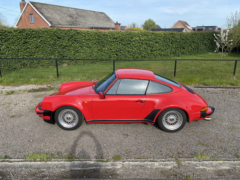 Porsche 911 Carrera 3.2