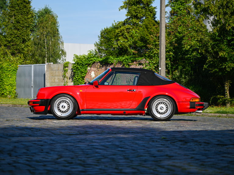 Porsche 911 Carrera 3.2