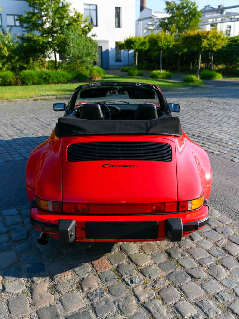 Porsche 911 Carrera 3.2