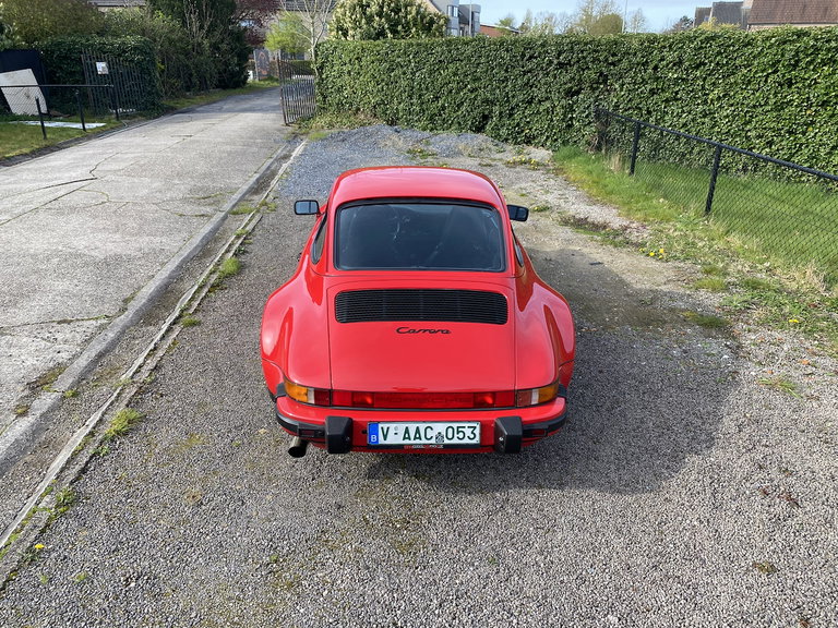 Porsche 911 Carrera 3.2