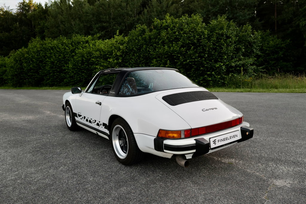 Porsche 911 Carrera 3.2