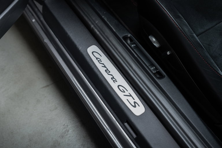 Porsche 991.2 Carrera GTS