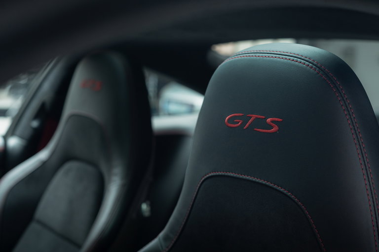 Porsche 991.2 Carrera GTS