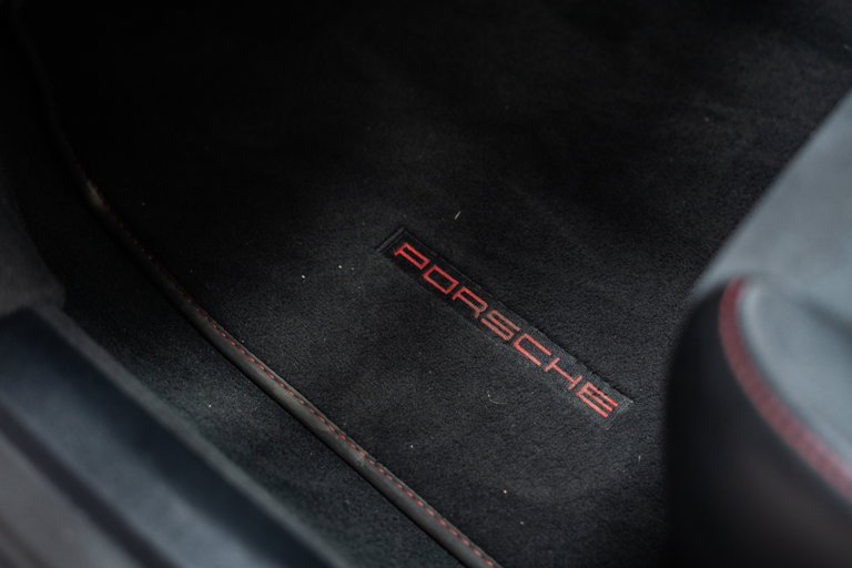 Porsche 991.2 Carrera GTS